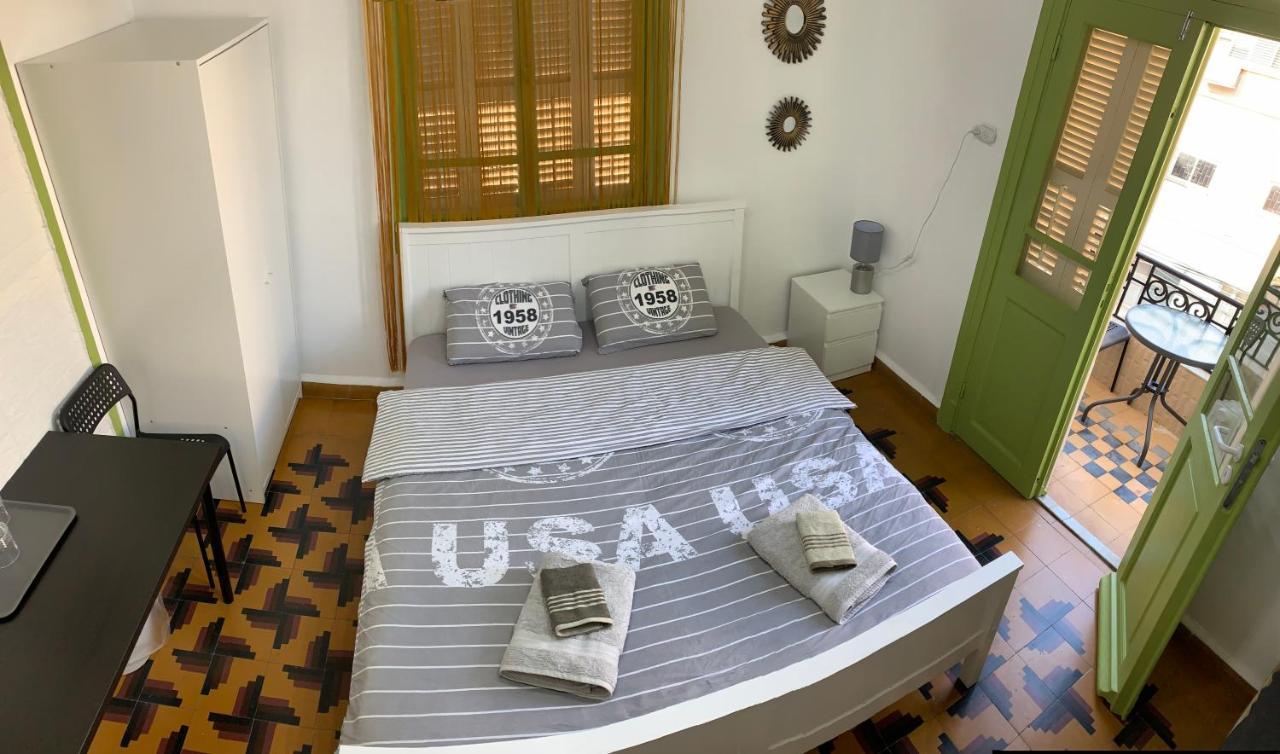 Guesthouse Comfy - Separate Rooms In The Apartment For A Relaxing Holiday ไฮฟา ภายนอก รูปภาพ