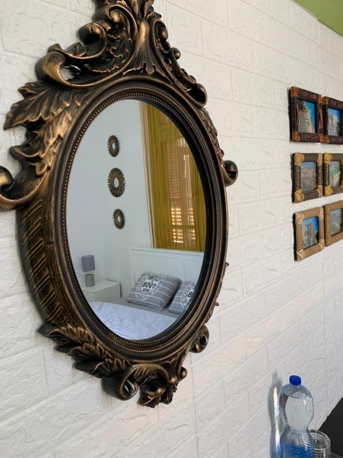 Guesthouse Comfy - Separate Rooms In The Apartment For A Relaxing Holiday ไฮฟา ภายนอก รูปภาพ