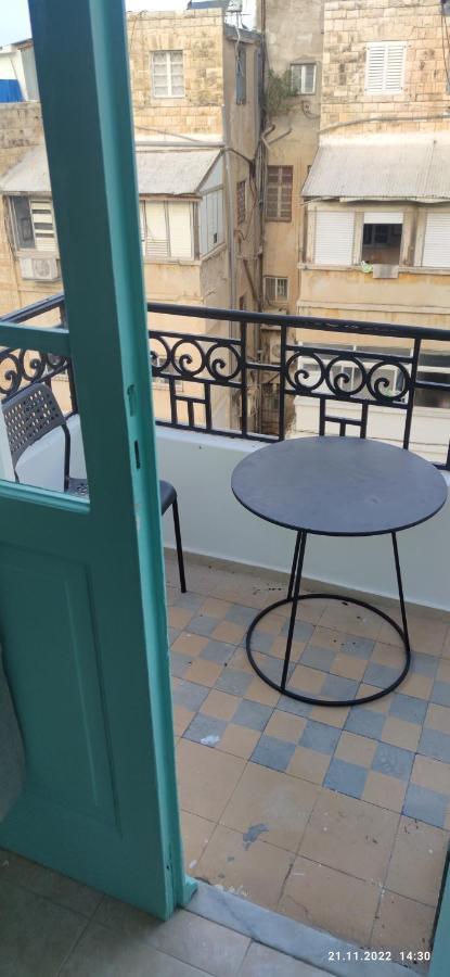 Guesthouse Comfy - Separate Rooms In The Apartment For A Relaxing Holiday ไฮฟา ภายนอก รูปภาพ