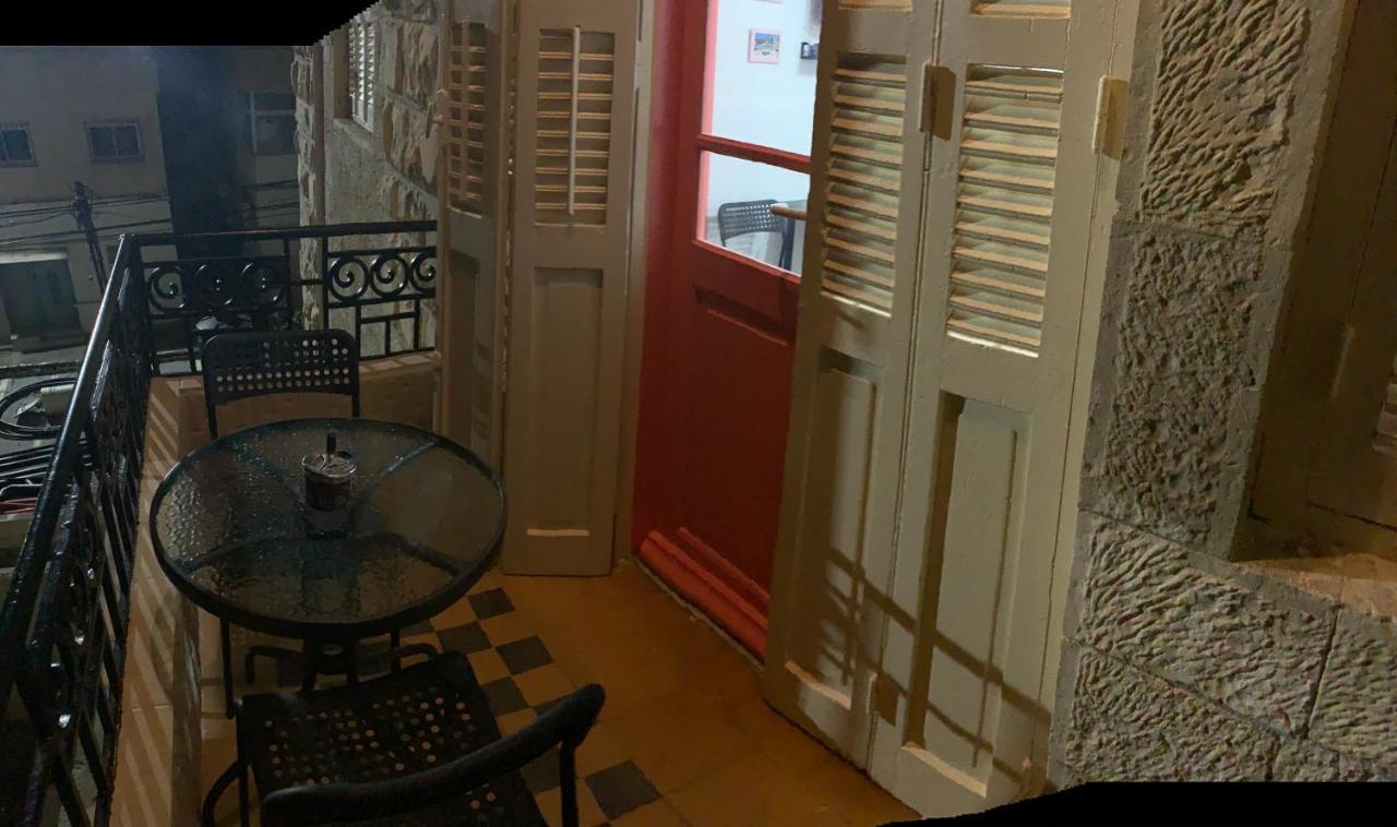 Guesthouse Comfy - Separate Rooms In The Apartment For A Relaxing Holiday ไฮฟา ภายนอก รูปภาพ