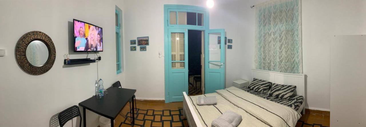 Guesthouse Comfy - Separate Rooms In The Apartment For A Relaxing Holiday ไฮฟา ภายนอก รูปภาพ