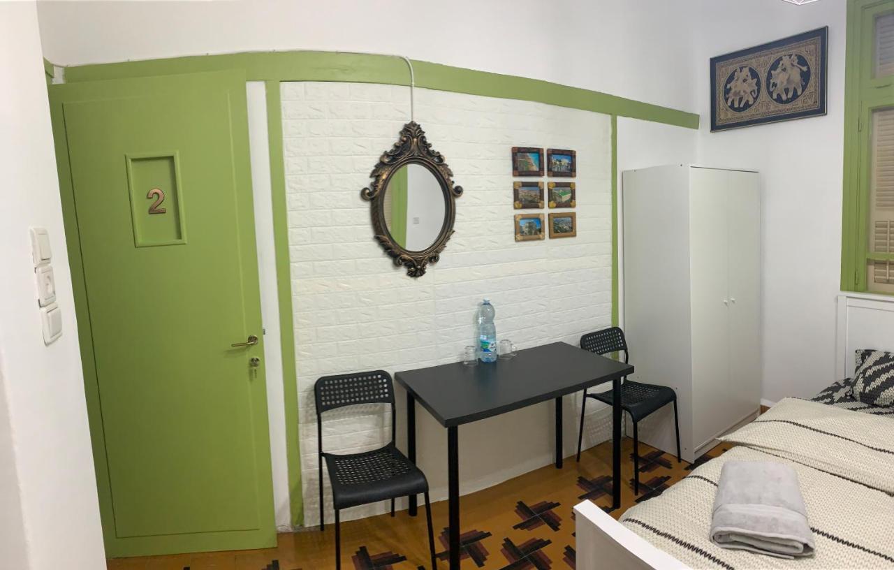 Guesthouse Comfy - Separate Rooms In The Apartment For A Relaxing Holiday ไฮฟา ภายนอก รูปภาพ